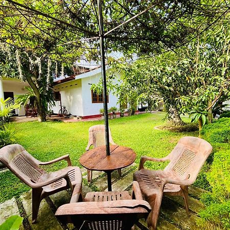 Sanithu Homestay And Villa Galle Εξωτερικό φωτογραφία
