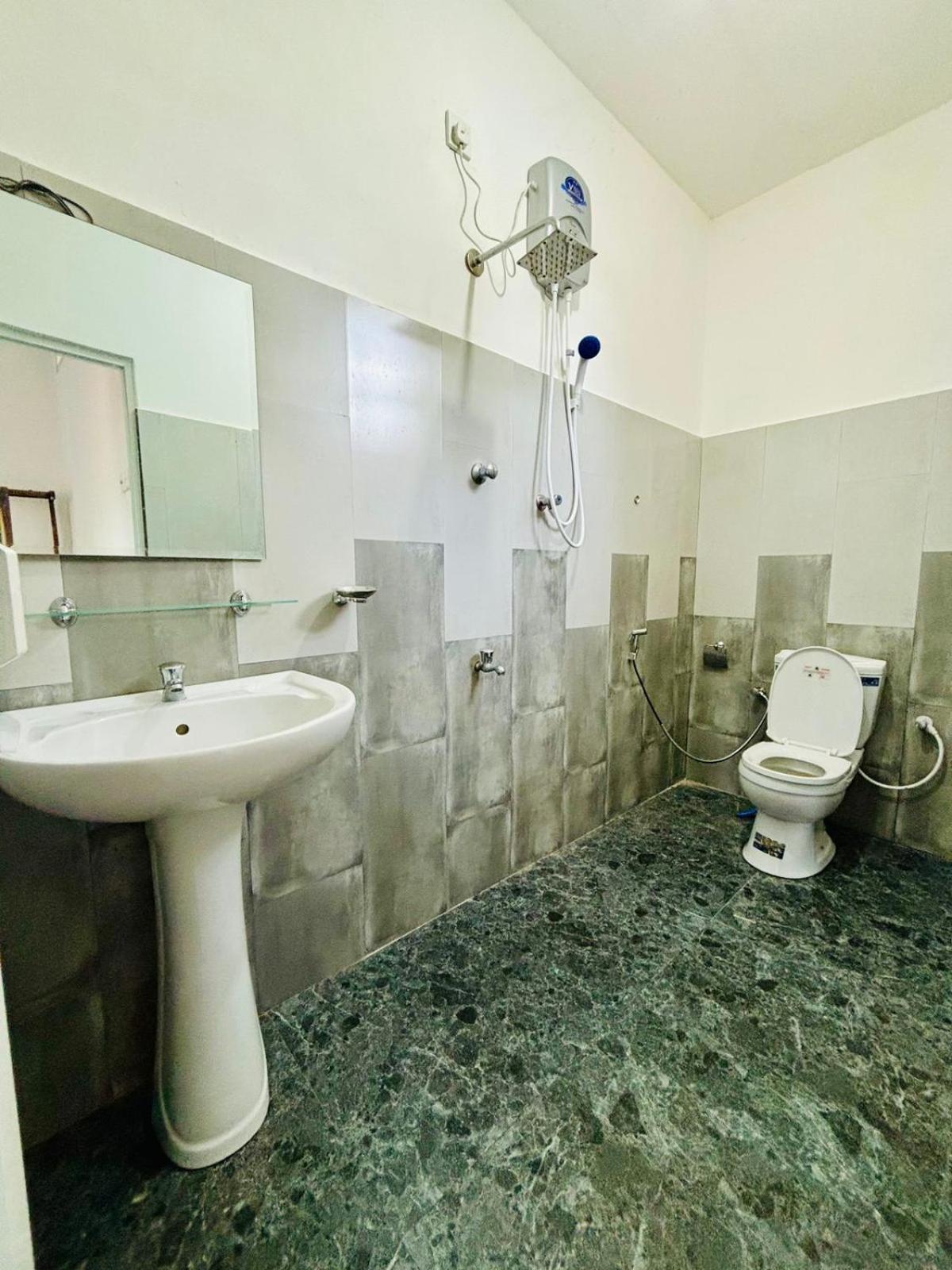 Sanithu Homestay And Villa Galle Εξωτερικό φωτογραφία
